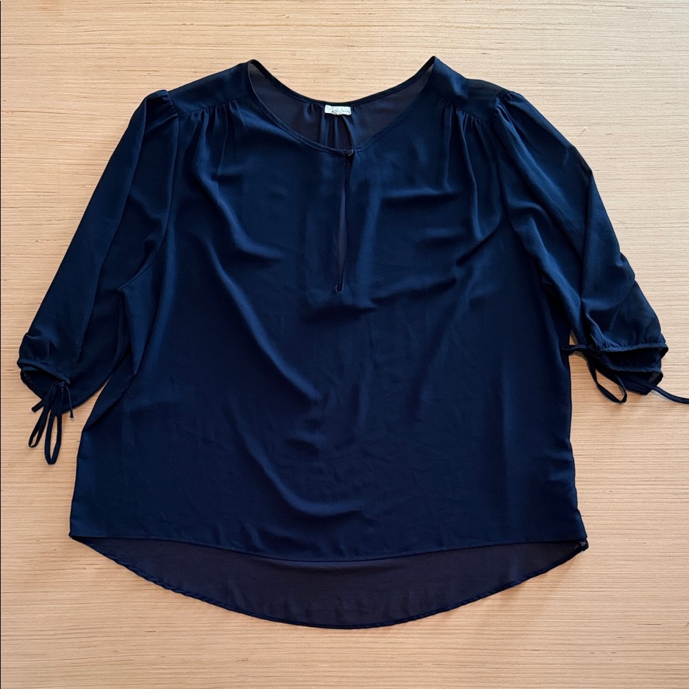 Antilia Femme Navy Tie-Sleeve Blouse